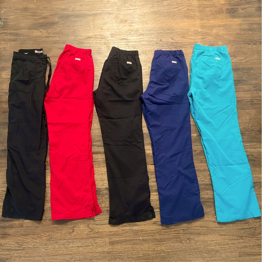 Grey’s Anatomy scrub pant bundle